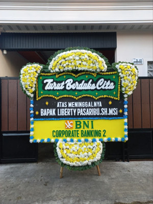 Papan Bunga Duka di Gurun Laweh