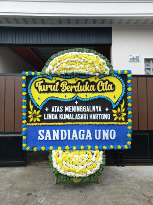 Papan Bunga Duka di Gurun Laweh